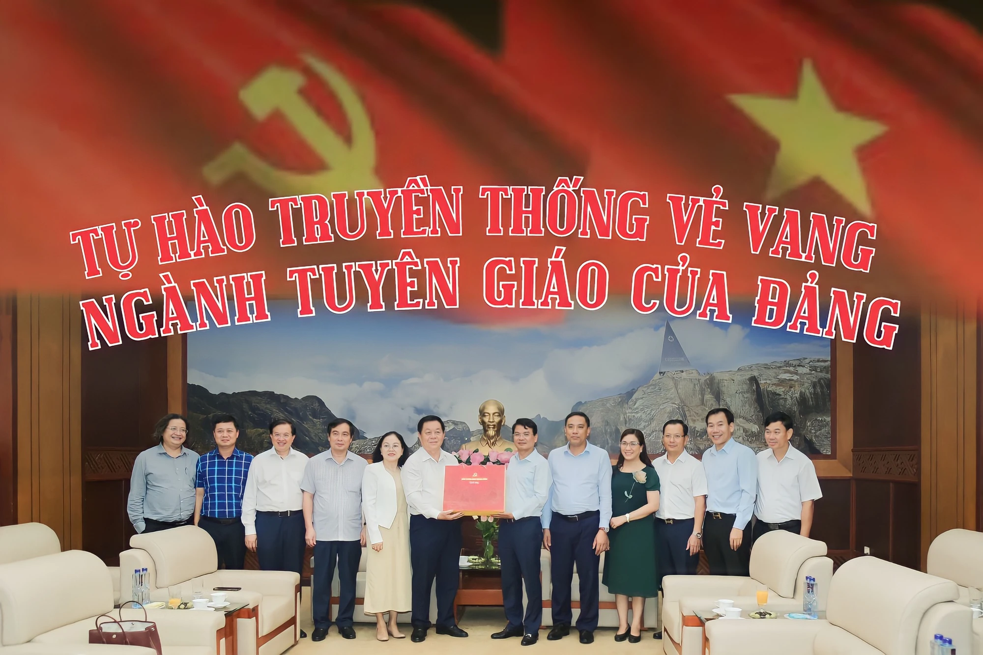Tự hào truyền thống vẻ vang ngành tuyên giáo của Đảng