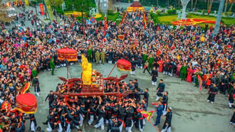 Đầu xuân đi hội đền Và