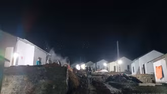 Thi công "3 ca 4 kíp" khu tái định cư Kho Vàng