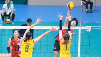 Đại chiến bán kết 1 giữa VTV Bình Điền Long An và LPBank Ninh Bình