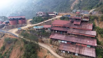 Toàn cảnh khu khai thác vàng ở Sa Phìn sau khi đóng cửa