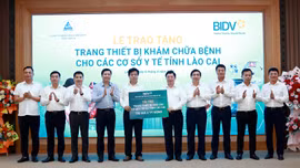 Ngân hàng BIDV tổ chức chương trình an sinh xã hội và trao tặng quà tại xã Đông Cuông