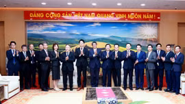 Bí thư Tỉnh ủy Dương Quốc Huy tiếp xã giao và làm việc với Ngài Ito Naoki - Đại sứ Đặc mệnh toàn quyền Nhật Bản tại Việt Nam