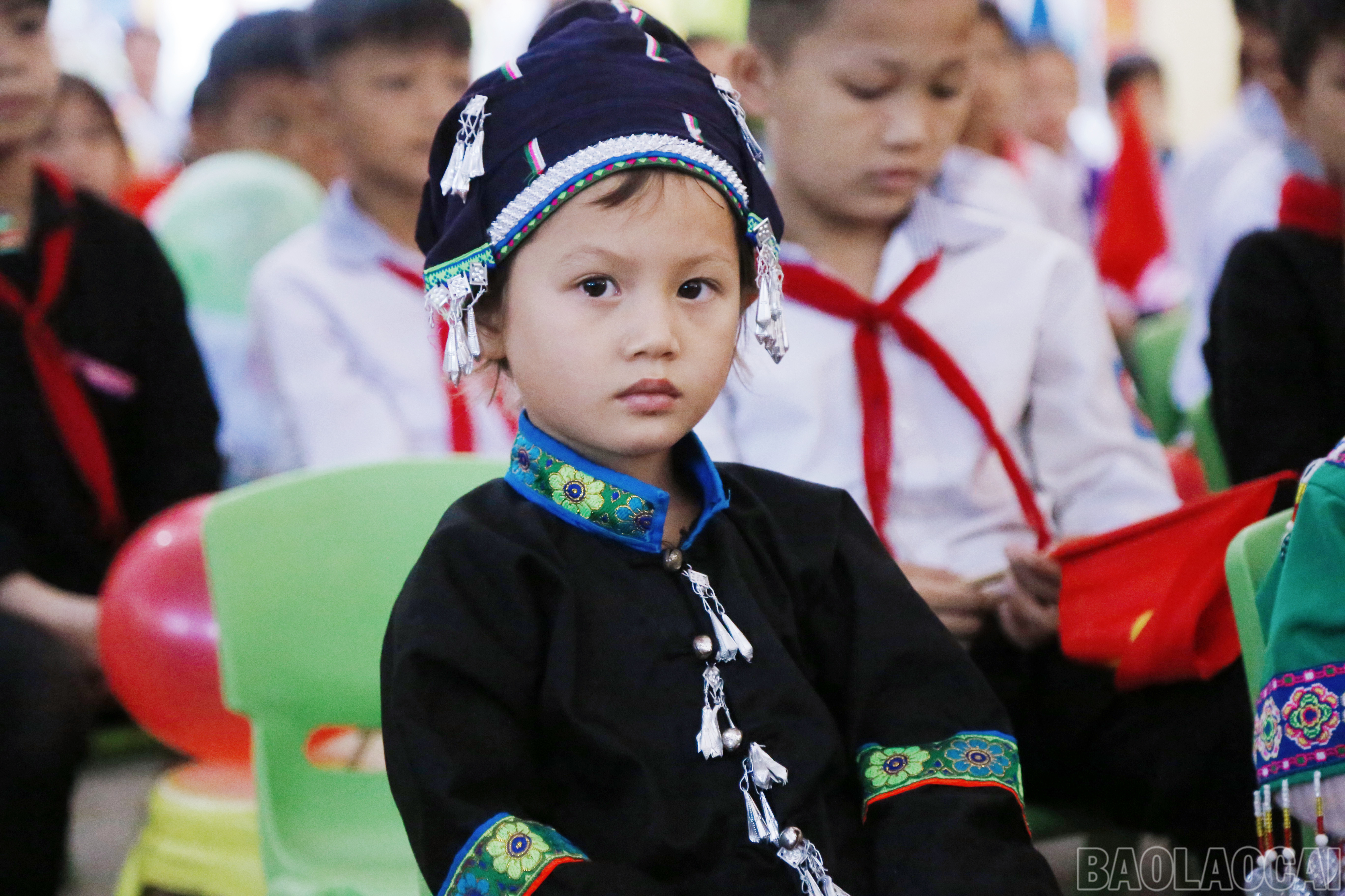 Ánh mắt của một bé gái dân tộc Nùng Dín, huyện Mường Khương. 0ED4F37A-E9EE-4310-9263-7C6833FCD6B5.jpeg