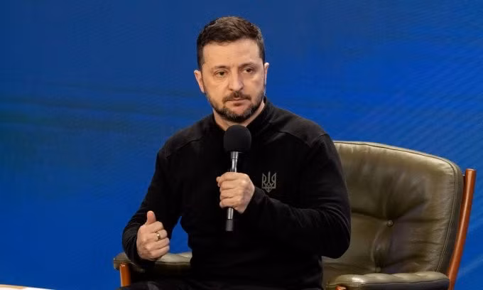 Tổng thống Zelensky trong cuộc họp báo ở Kiev hôm nay. Ảnh: AFP