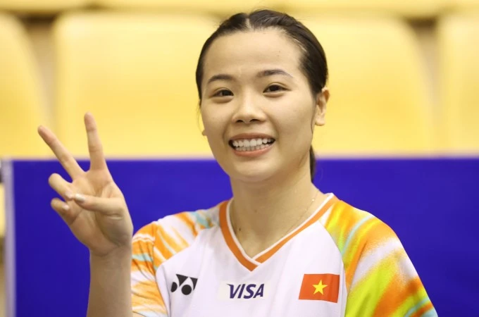 Tay vợt Nguyễn Thùy Linh thắng Riko Gunji để lần thứ hai liên tiếp vào chung kết giải cầu lông quốc tế Đức mở rộng 2025.