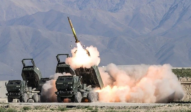 Hệ thống HIMARS khai hỏa. Ảnh: Quân đội Mỹ