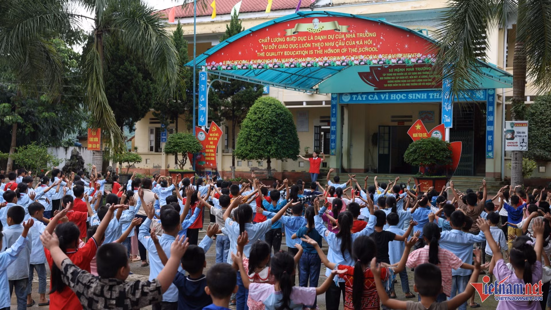 Hơn 37.000 học sinh của tỉnh Lào Cai sẽ được hưởng hỗ trợ trong năm học này.