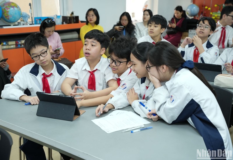 Học sinh THCS (Ảnh minh họa) Học sinh THCS (Ảnh minh họa)