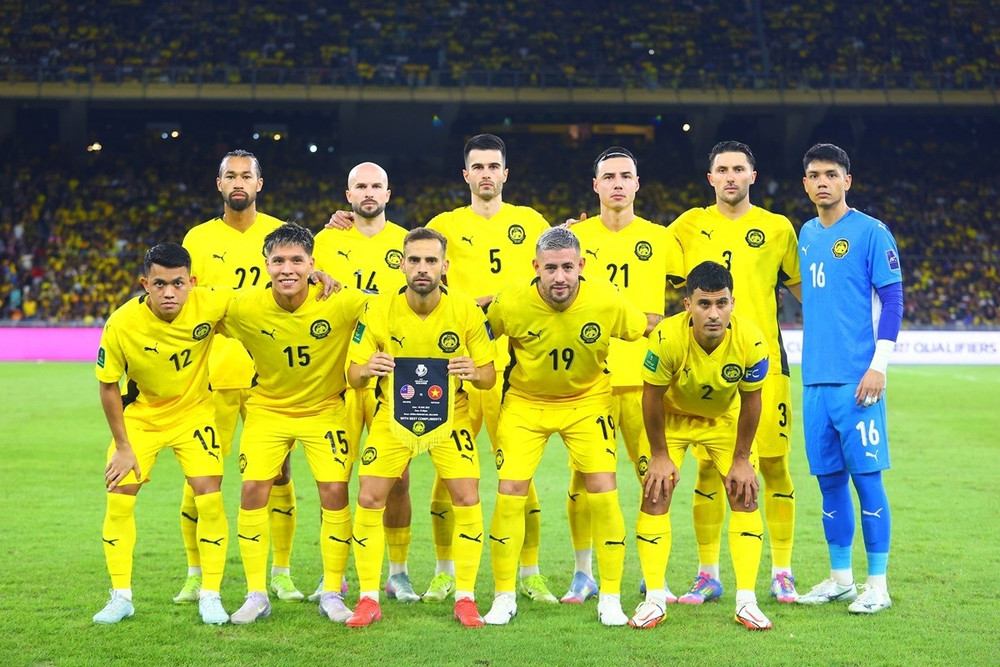Malaysia vỡ mộng Asian Cup theo c&aacute;ch đ&aacute;ng xấu hổ, k&igrave;nh địch ĐT Việt Nam từ bỏ ch&iacute;nh s&aacute;ch nhập tịch?