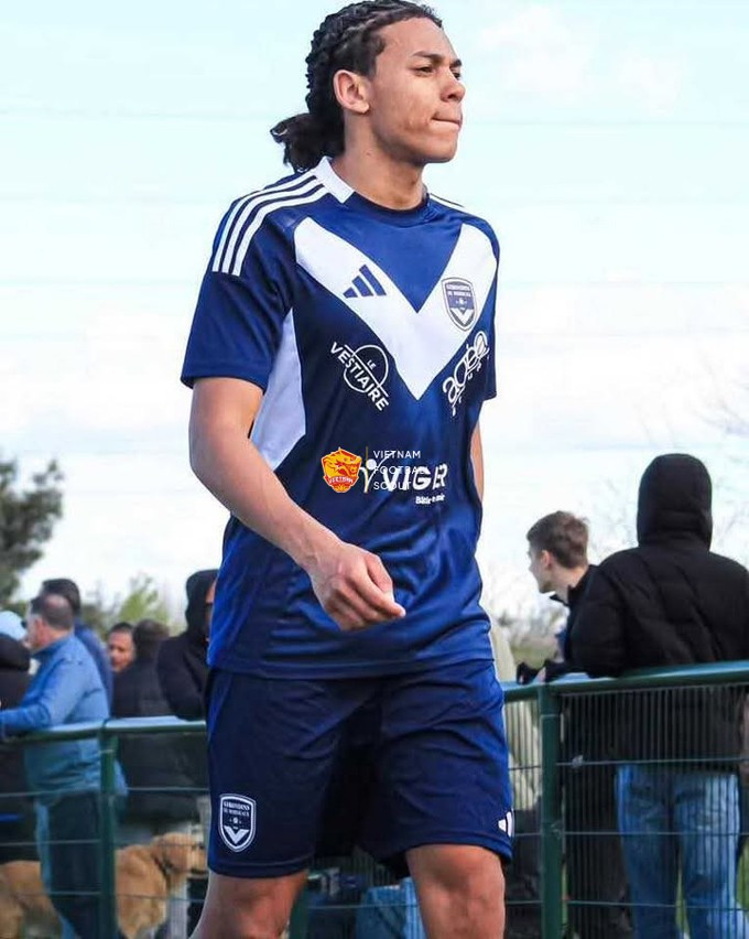 Cầu thủ gốc Việt Rahni Moreau Nguyen, mẫu tiền vệ box-to-box m&agrave; Việt Nam  đang thiếu | B&aacute;o L&agrave;o Cai điện tử