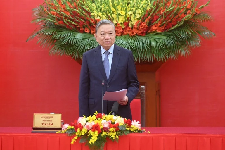 Tổng Bí thư Tô Lâm phát biểu tại cuộc gặp mặt học sinh, sinh viên, thanh niên dân tộc thiểu số xuất sắc, tiêu biểu.