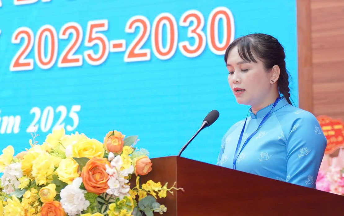 Chủ tịch Hội Phụ nữ xã Bảo Yên Trần Thị Hà phát biểu bế mạc đại hội. tan-chu-tich-tran-thi-ha-phat-bieu-be-mac-dai-hoi-2476.jpg