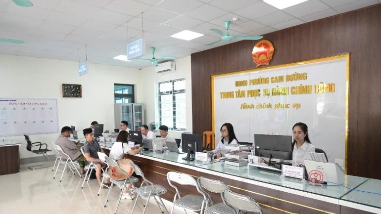 Trung tâm phục vụ hành chính công phường Cam Đường.