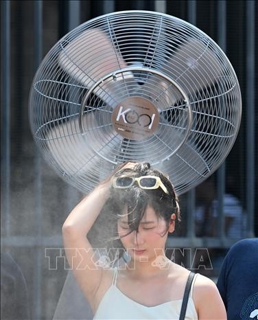 Làm mát dưới nắng nóng tại Italy.