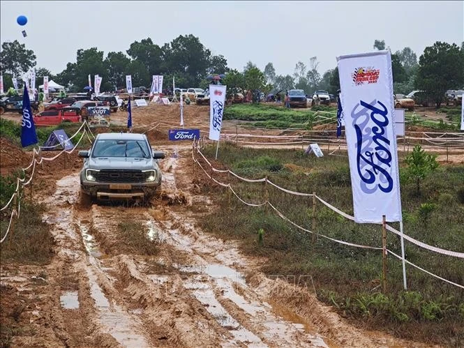 Các tay đua sẽ được trải nghiệm 24 đường đua và khoảng 700 lượt thi.