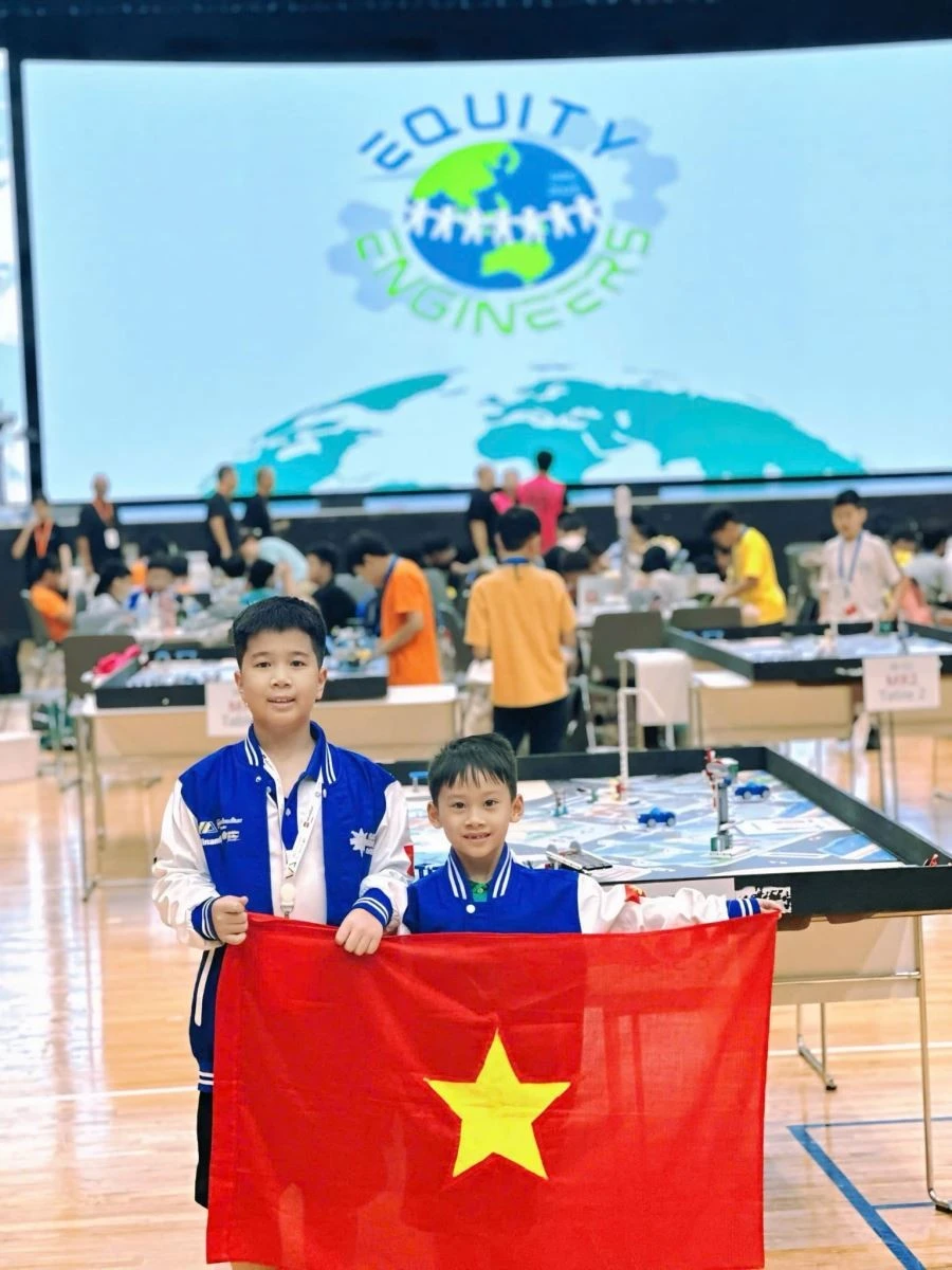 Học sinh Việt Nam xuất sắc vô địch tại Global Robotics Game 2025.