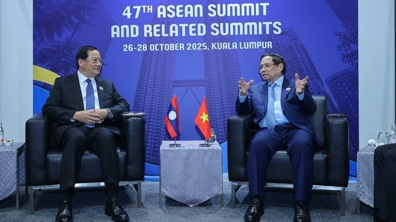 Thủ tướng Chính phủ Phạm Minh Chính khẳng định Việt Nam luôn ủng hộ mạnh mẽ, toàn diện công cuộc đổi mới của Lào.