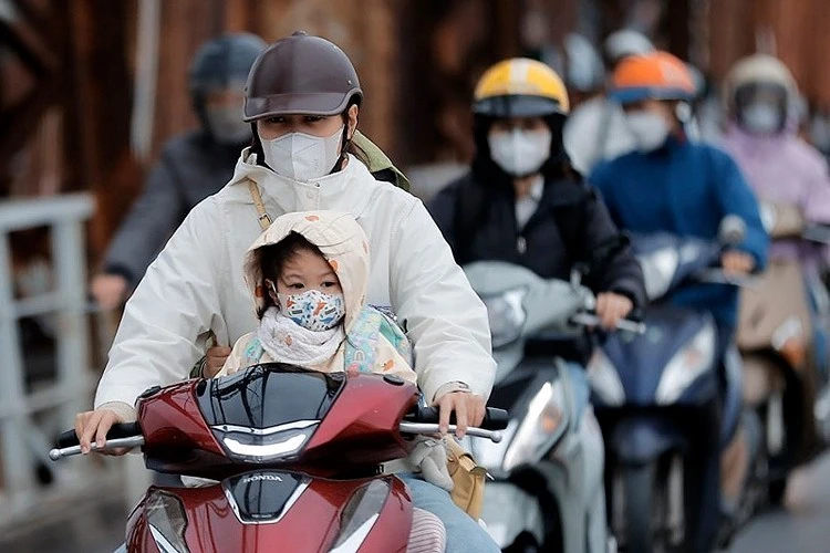 Bắc Bộ trưa và chiều hửng nắng, nhưng nền nhiệt vẫn ở mức thấp.