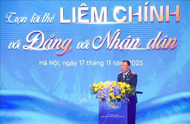 Đồng chí Đoàn Hồng Phong, Ủy viên Trung ương Đảng, Tổng Thanh tra Chính phủ trình bày Diễn văn kỷ niệm 80 năm Ngày truyền thống Thanh tra Việt Nam.