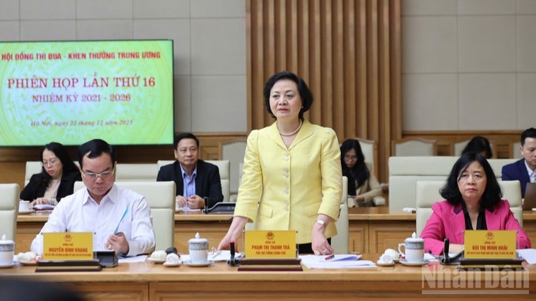 Phó Thủ tướng Chính phủ Phạm Thị Thanh Trà phát biểu ý kiến tại phiên họp.