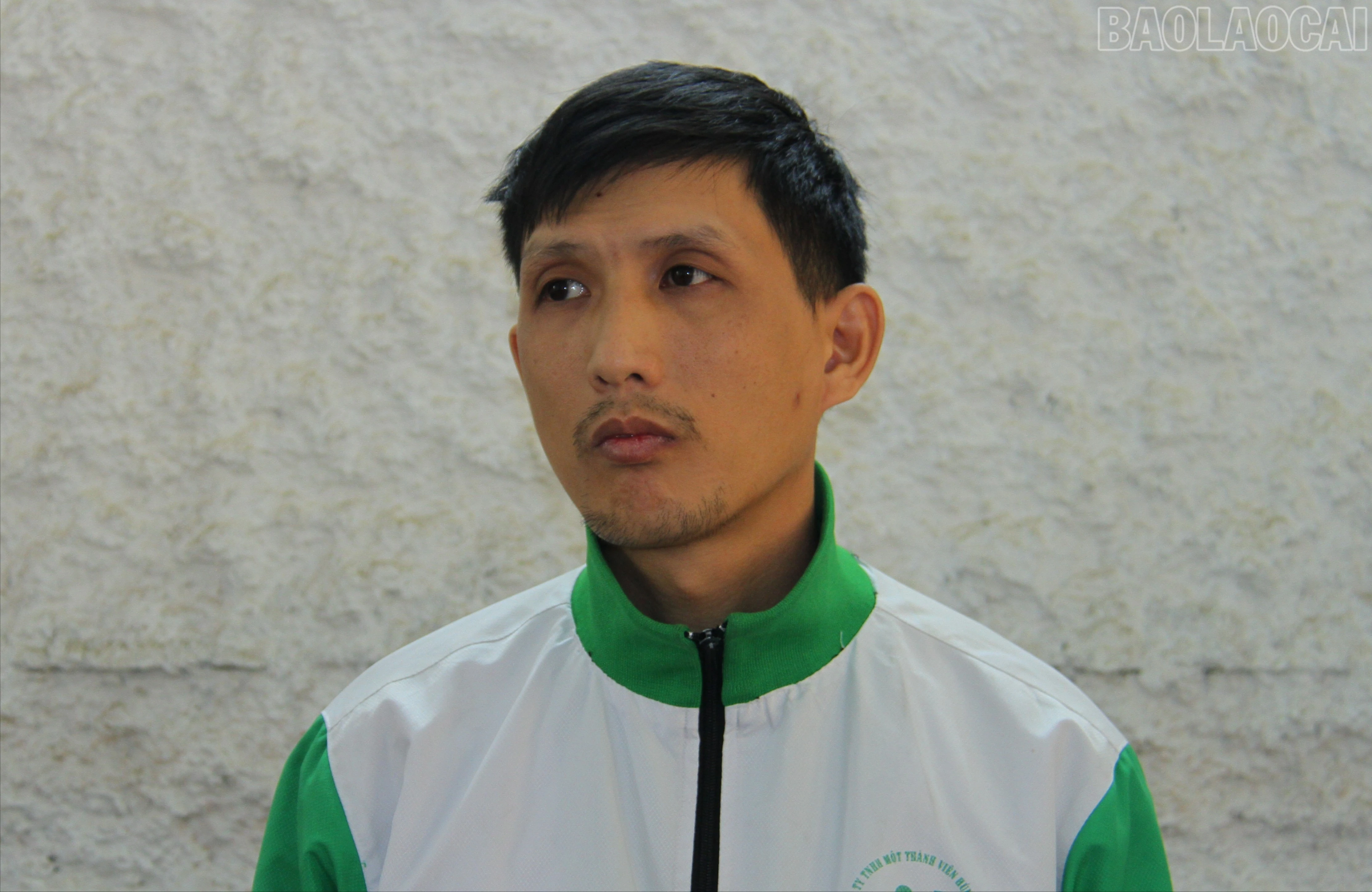 baolaocai-tr_bui-viet-duc-tai-co-quan-dieu-tra-5977.jpg