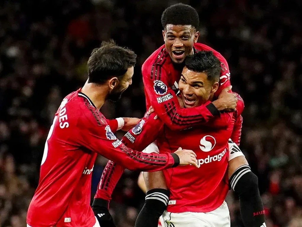 Niềm vui của Man Utd khi giành chiến thắng trước Brighton. bong-da-1.jpg