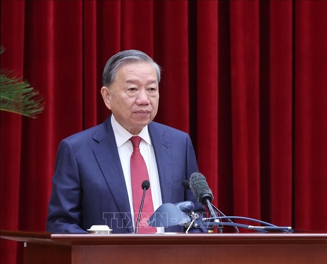 Tổng Bí thư Tô Lâm phát biểu khai mạc Hội nghị lần thứ 14 Ban Chấp hành Trung ương Đảng khóa XIII.