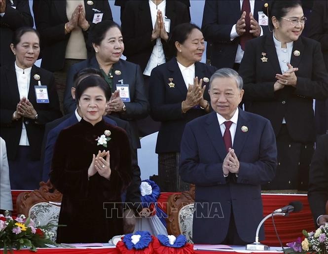 Tổng Bí thư Tô Lâm và Phu nhân dự Lễ kỷ niệm 50 năm Quốc khánh Lào và 105 năm Ngày sinh Chủ tịch Kaysone Phomvihane.