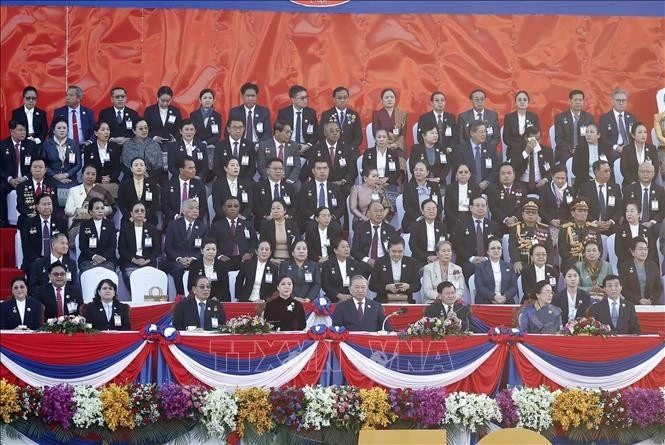 Tổng Bí thư Tô Lâm và Phu nhân cùng các đại biểu dự Lễ kỷ niệm 50 năm Quốc khánh Lào và 105 năm Ngày sinh Chủ tịch Kaysone Phomvihane.