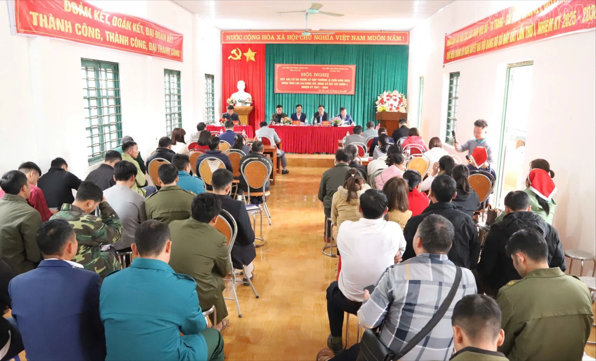 baolaocai-tr_1-quang-canh-ky-hop-1967.jpg