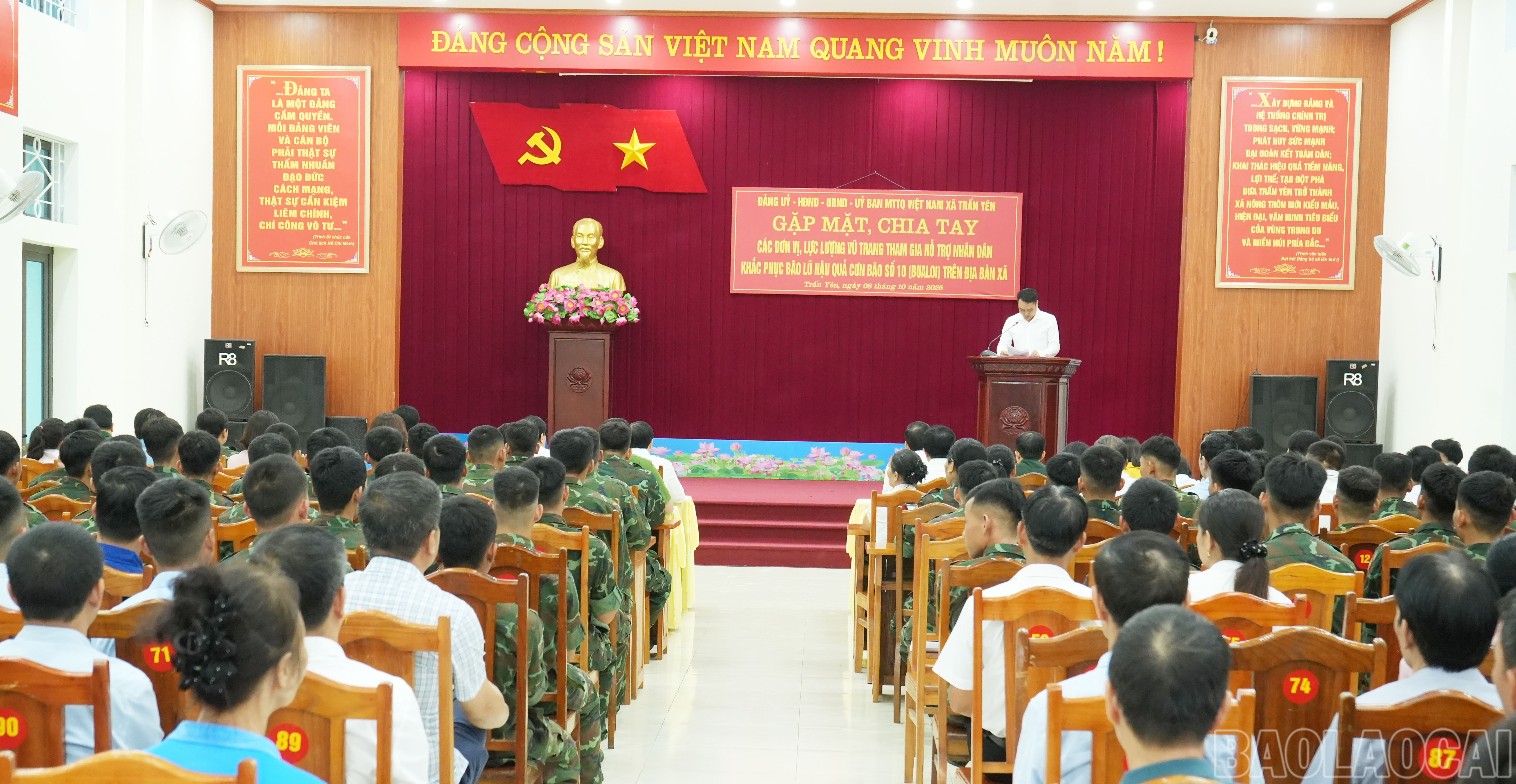 Quang cảnh buổi gặp mặt. baolaocai-br_quan-canh-gap-mat.jpg