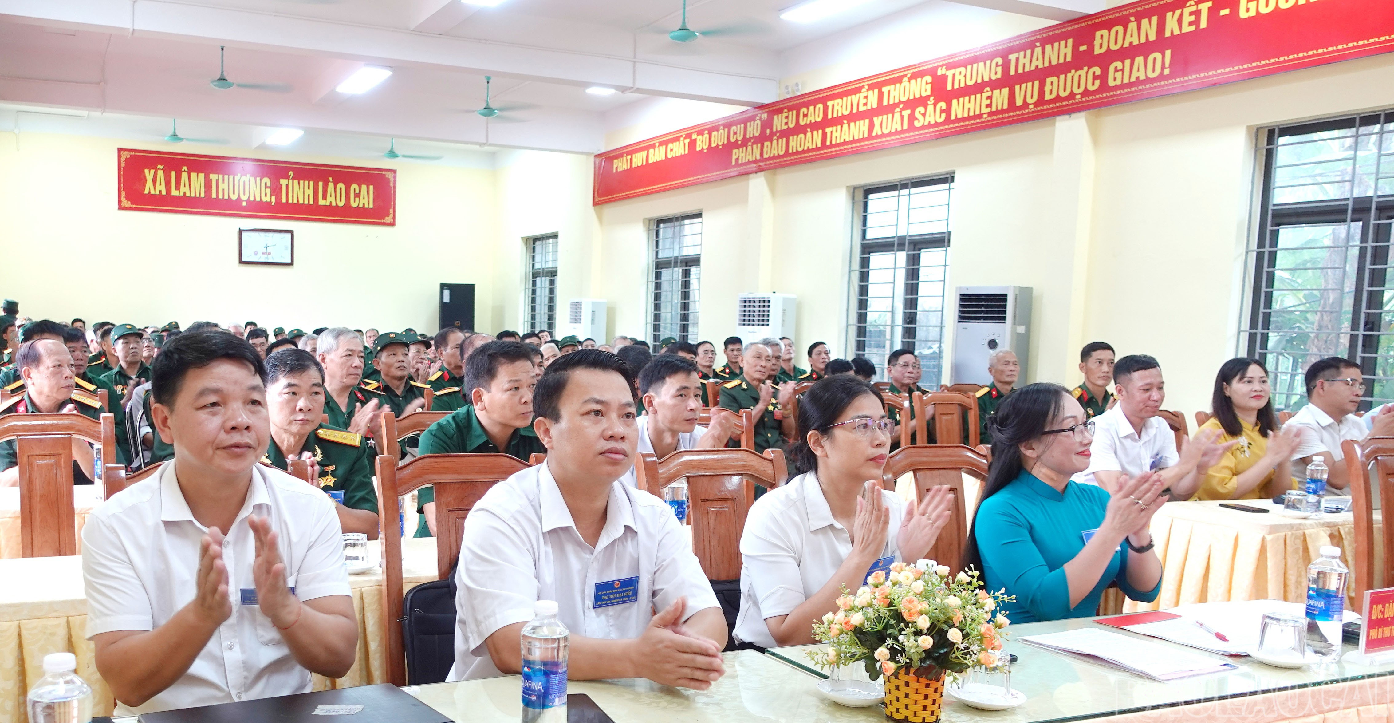 baolaocai-br_dai-bieu-tham-du-dai-hoi-4788.jpg