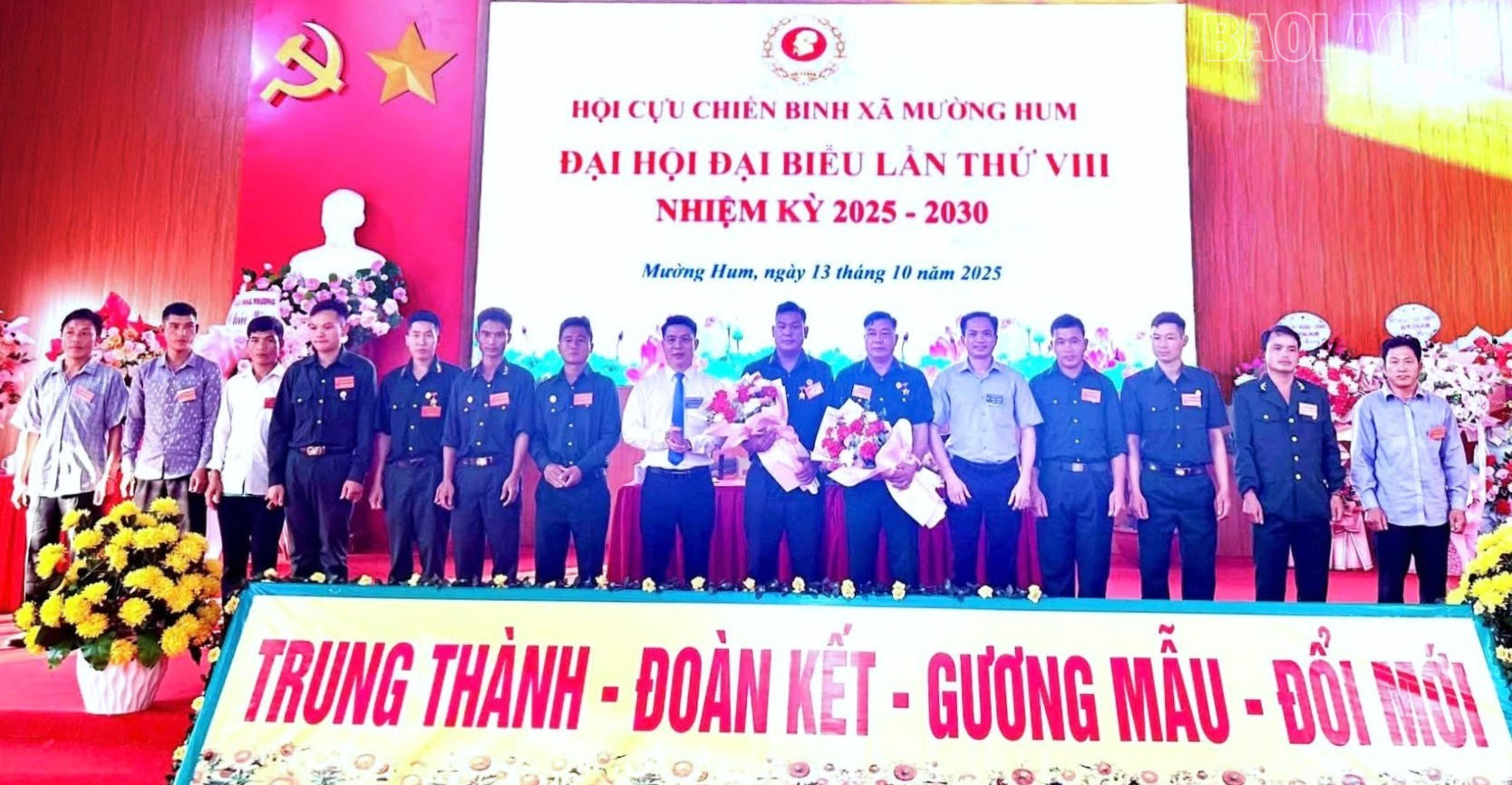 Ban Chấp hành Hội Cựu chiến binh xã Mường Hum khóa mới ra mắt đại hội. baolaocai-tr_bch-khoa-moi-ra-mat-dai-hoi-4403-4631.jpg