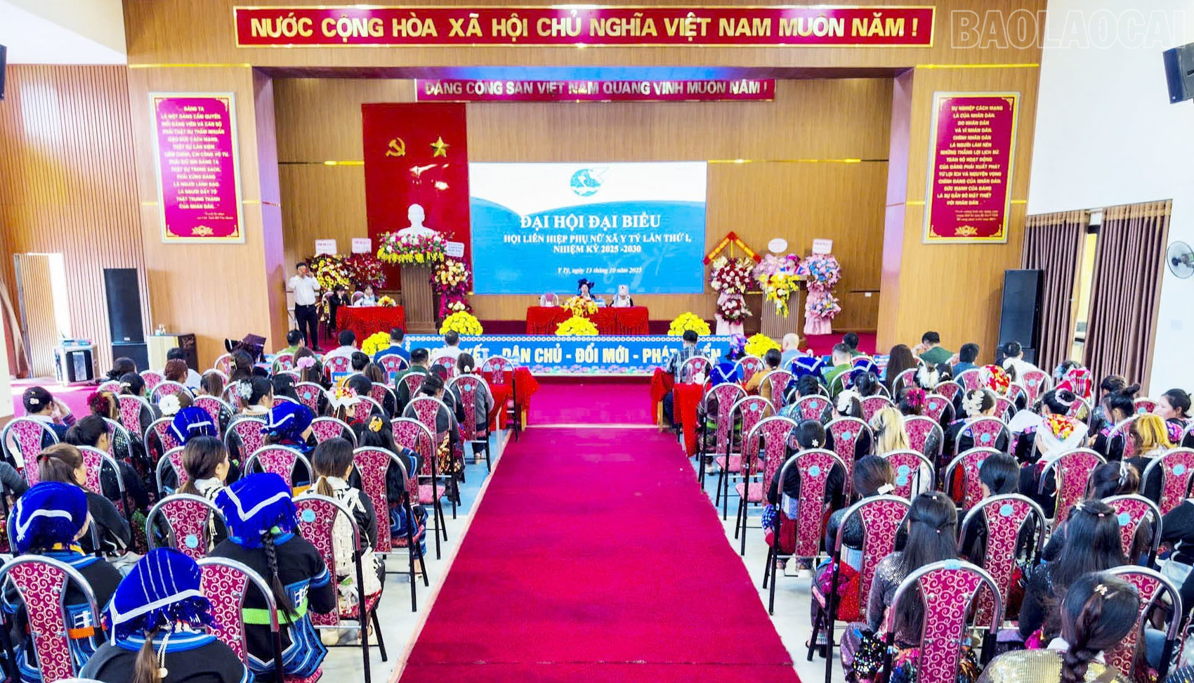 Quang cảnh đại hội. baolaocai-tr_quang-canh-dai-hoi.jpg