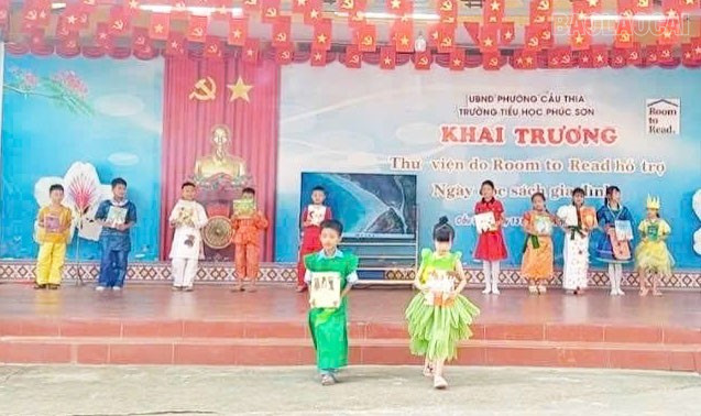 Nhiều hoạt động ý nghĩa được tổ chức nhằm lan tỏa văn hóa đọc. baolaocai-tr_thu-vien.jpg