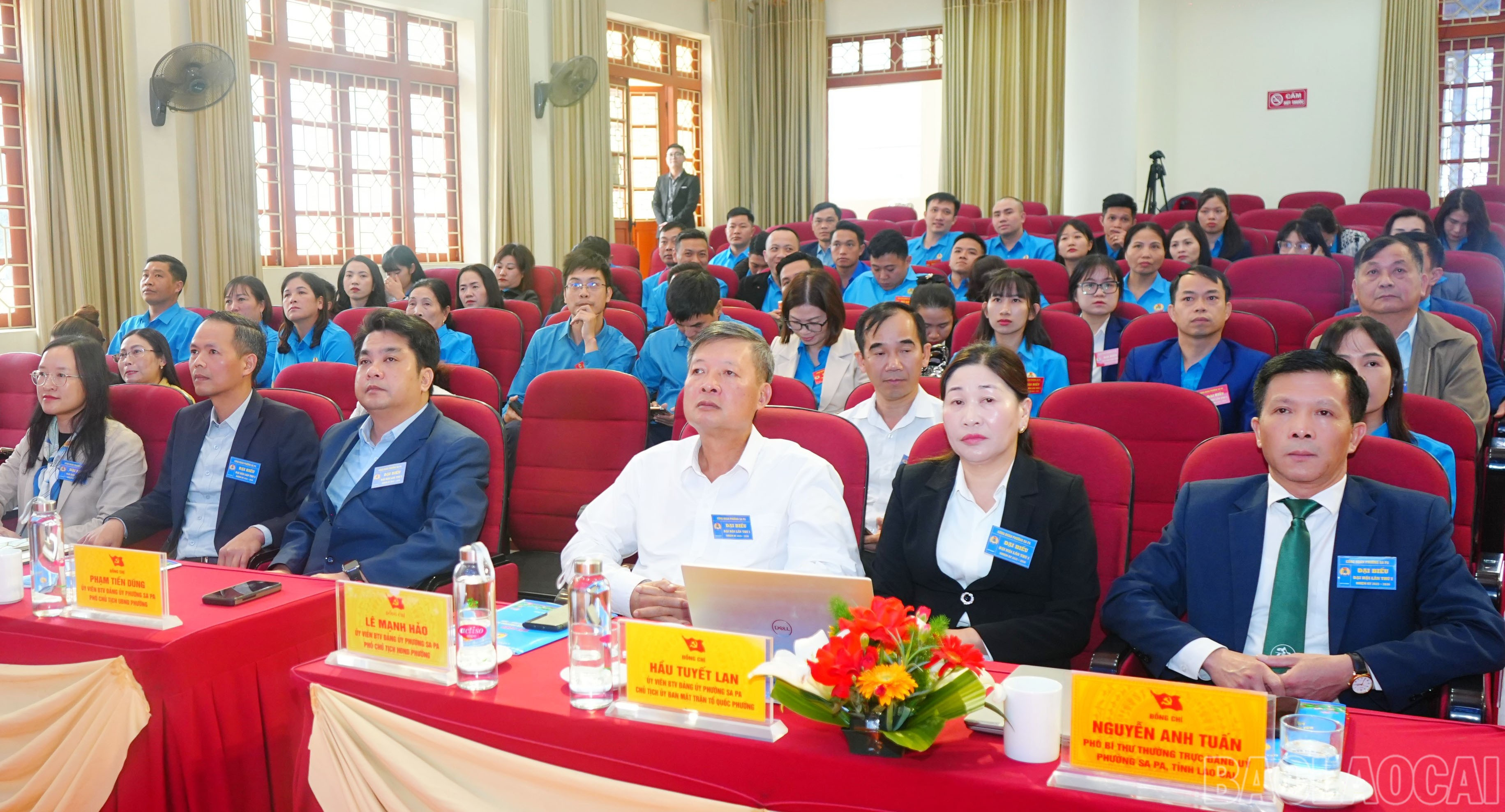 Các đại biểu tham dự đại hội.