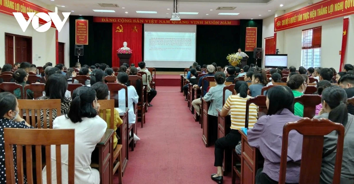 Các hội nghị tập huấn được Thuế tỉnh Lào Cai tổ chức liên tục để các hộ kinh doanh nắm rõ chính sách thuế mới.