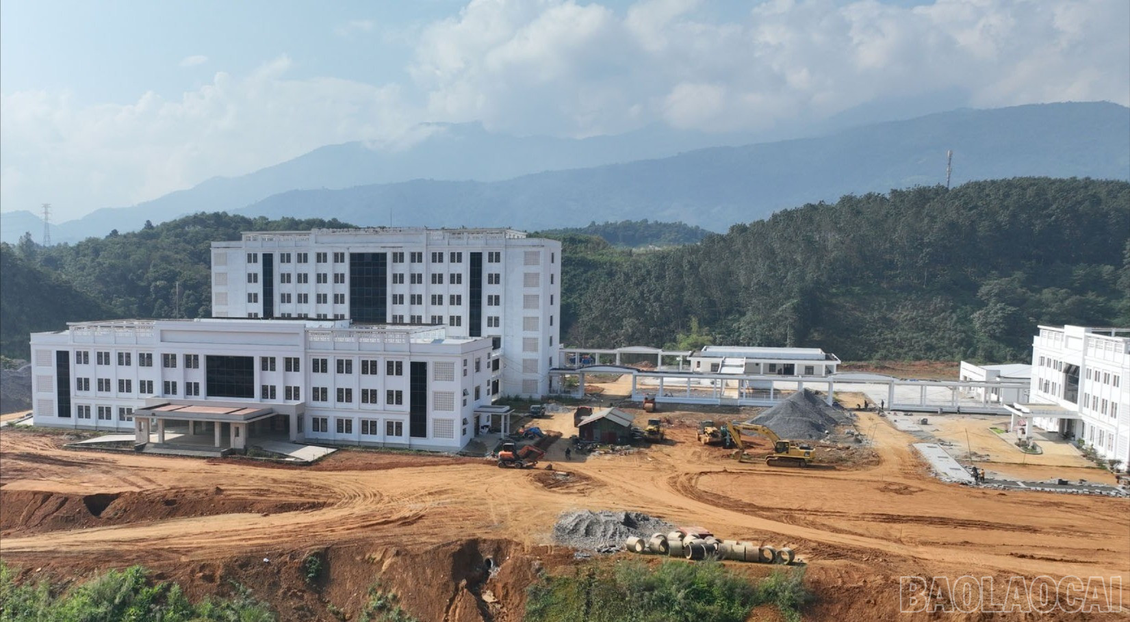baolaocai-br_du-an-benh-vien-da-khoa-khu-vuc-bat-xat-co-ban-hoan-thanh-cac-hang-muc-5695.jpg