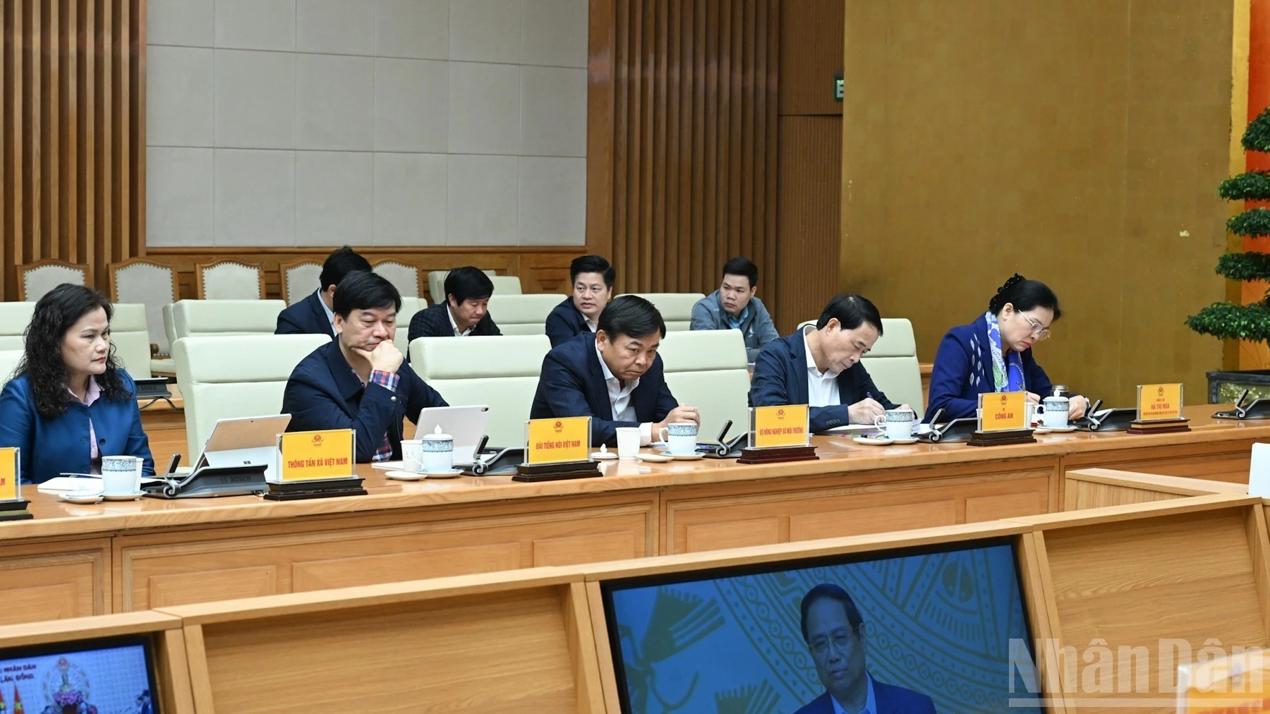 Các đại biểu tham dự hội nghị.