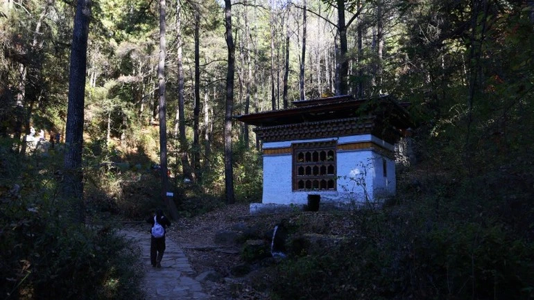 Hành trình chinh phục Tiger’s Nest có nhiều chặng.