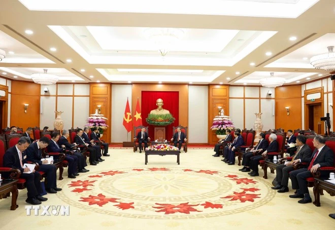 Tổng Bí thư Tô Lâm tiếp đồng chí Lý Thư Lỗi, Ủy viên Bộ Chính trị, Bí thư Ban Bí thư, Trưởng Ban Tuyên truyền Trung ương, Đảng Cộng sản Trung Quốc. (Ảnh: Thống Nhất/TTXVN)
