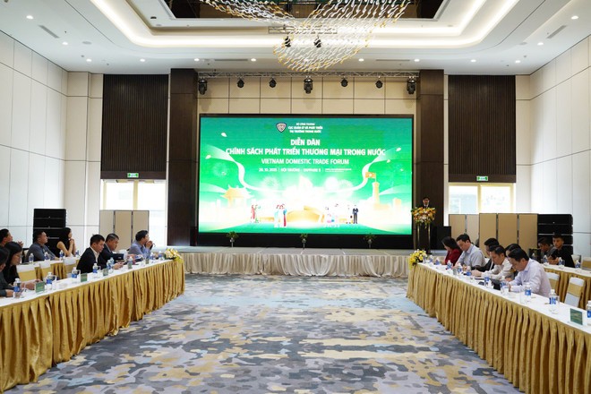 Các đại biểu tham gia Diễn đàn Chính sách phát triển thương mại trong nước năm 2025. Các đại biểu tham gia Diễn đàn Chính sách phát triển thương mại trong nước năm 2025.