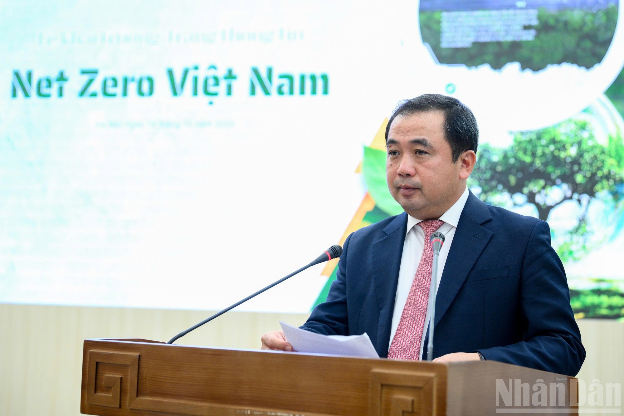 Đồng chí Trần Đức Thắng, Quyền Bộ trưởng Nông nghiệp và Môi trường phát biểu tại buổi lễ. Đồng chí Trần Đức Thắng, Quyền Bộ trưởng Nông nghiệp và Môi trường phát biểu tại buổi lễ.