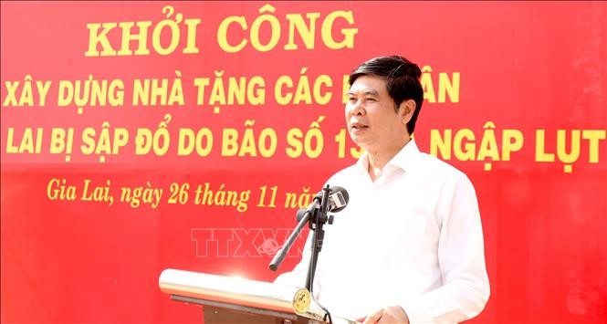 Phó Chủ tịch UBND tỉnh Gia Lai Lâm Hải Giang phát biểu.