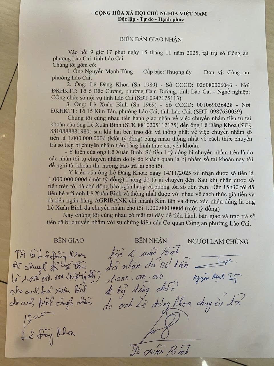 baolaocai-c_so-tien-1-ty-dong-da-duoc-ban-giao-ve-cho-dung-chu-nhan.jpg
