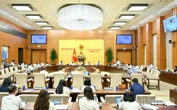 Phiên họp thứ 50 của Ủy ban Thường vụ Quốc hội khóa XV. nghi-quyet.jpg