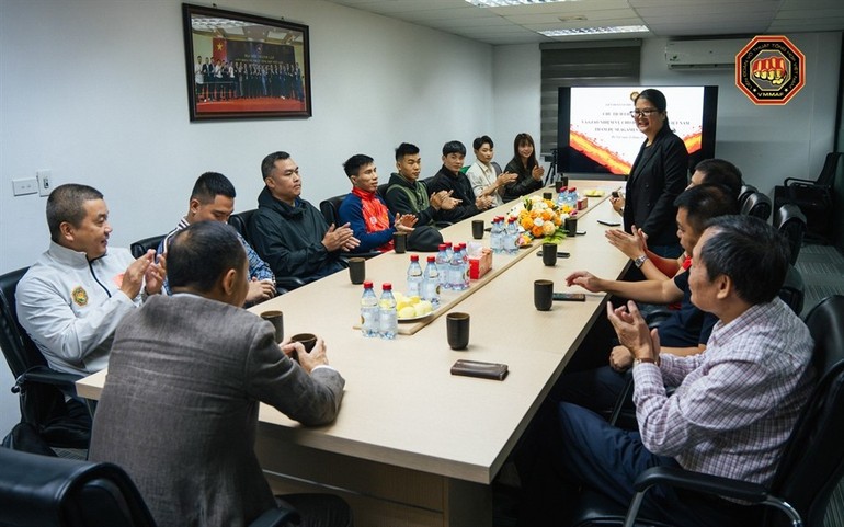 Liên đoàn Võ thuật tổng hợp Việt Nam gặp mặt các võ sĩ dự SEA Games 33.