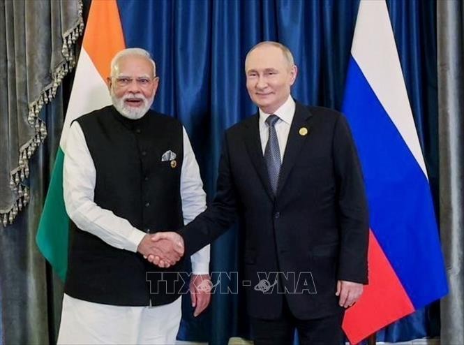 Tổng thống Nga Vladimir Putin (phải) và Thủ tướng Ấn Độ Narendra Modi tại cuộc gặp ở Thiên Tân, Trung Quốc ngày 1/9/2025.
