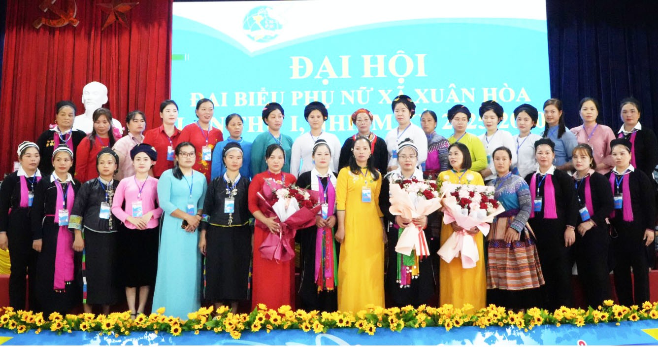 Ban chấp hành Hội LHPN xã Xuân Hòa, nhiệm kỳ 2025 - 2030 ra mắt đại hội. Ban chấp hành Hội LHPN xã Xuân Hòa, nhiệm kỳ 2025 - 2030 ra mắt đại hội.